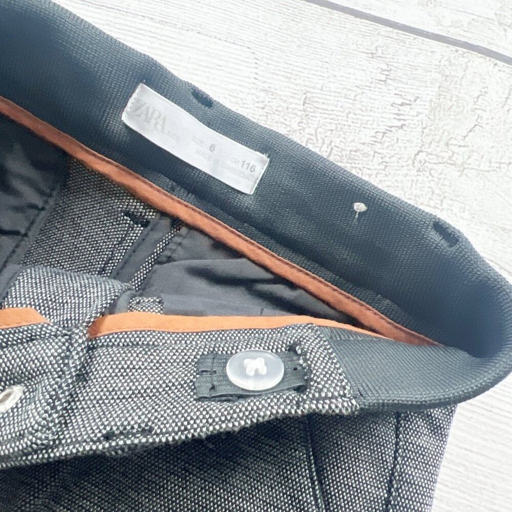 Zara Solid Pants - Picture 2 of 4